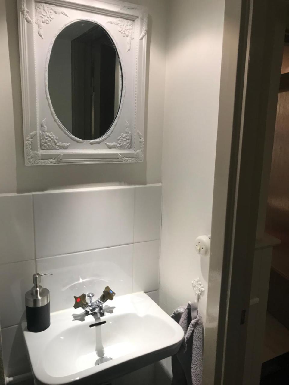 Room With Pentry, Separate Entrance, No Cardpayment Gränna Extérieur photo